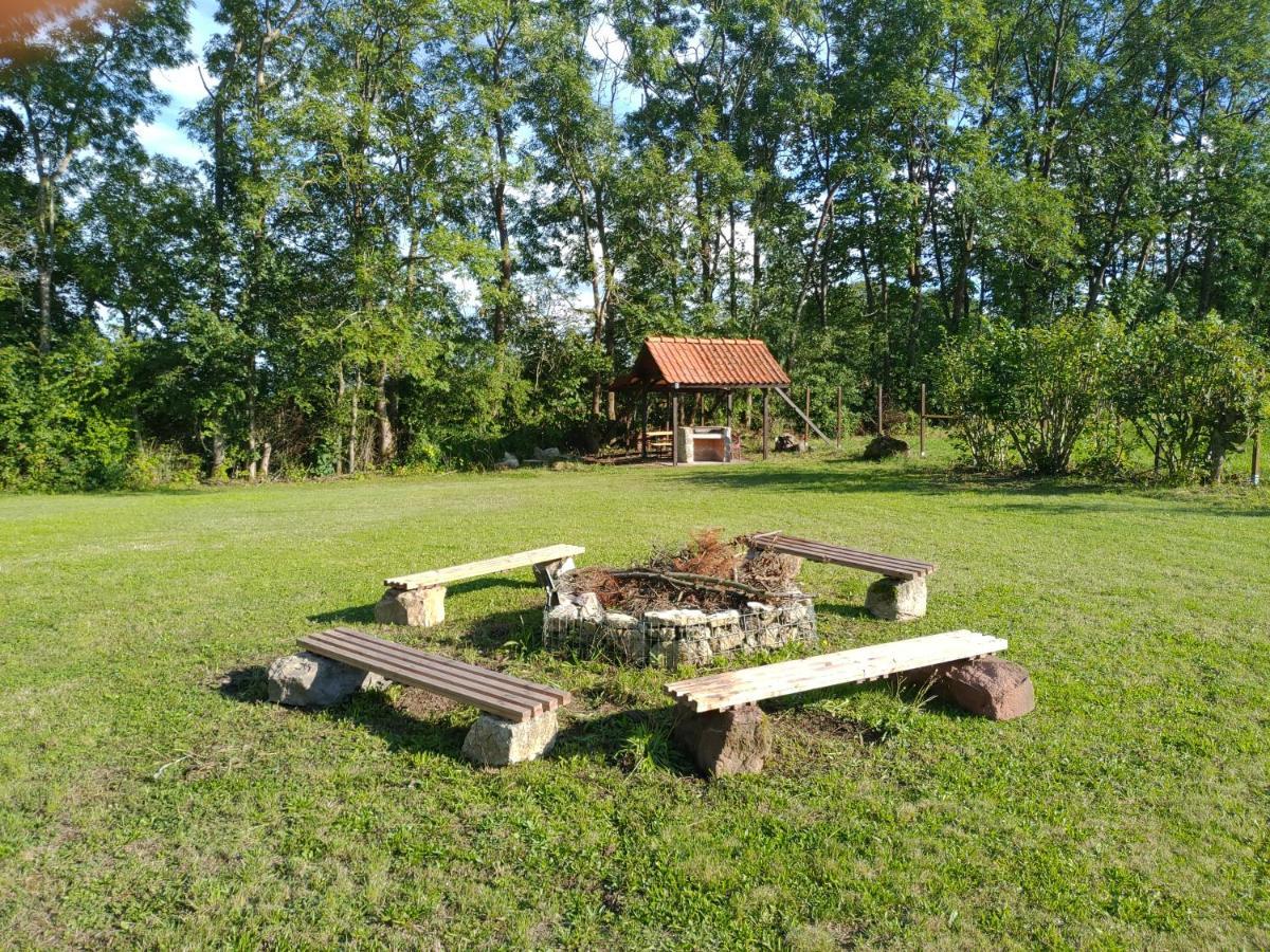Haus Ringgau - Urlaub, Gemeinschaft Und Erlebnis Im Herzen Von Deutschland Herleshausen Exterior foto